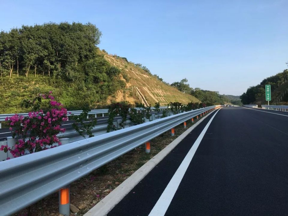 启航2020!通车了!中建铁投力海南“田字型”高速公路网建成!